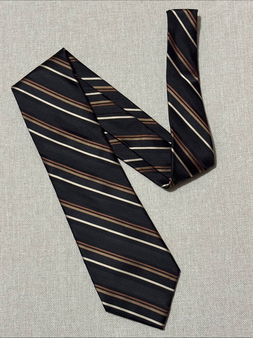 access by Claiborne Silk Tie-Brown Hues with Black-EUC